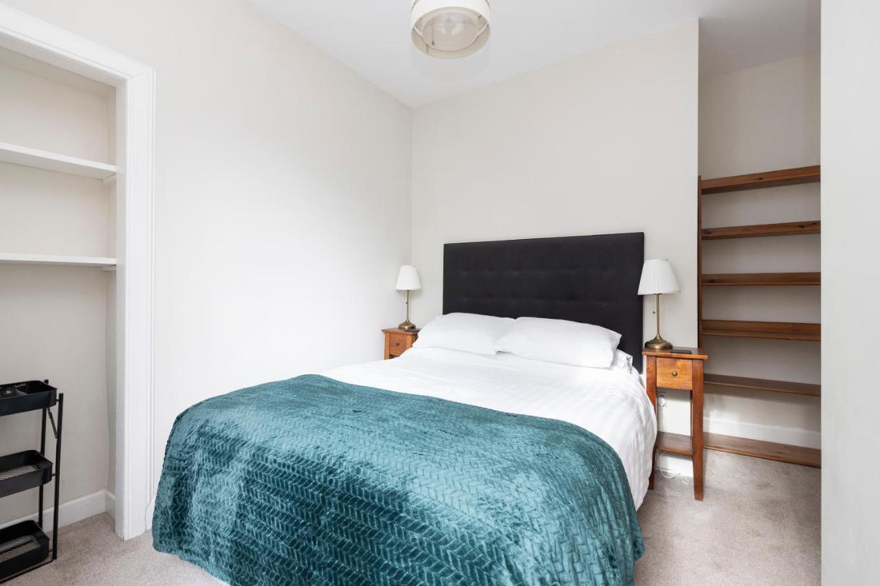 Edinburgh Holyrood Park Views Apartment Exterior photo